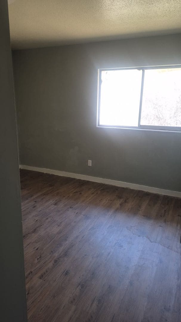 Building Photo - 314 W Thomas Ct