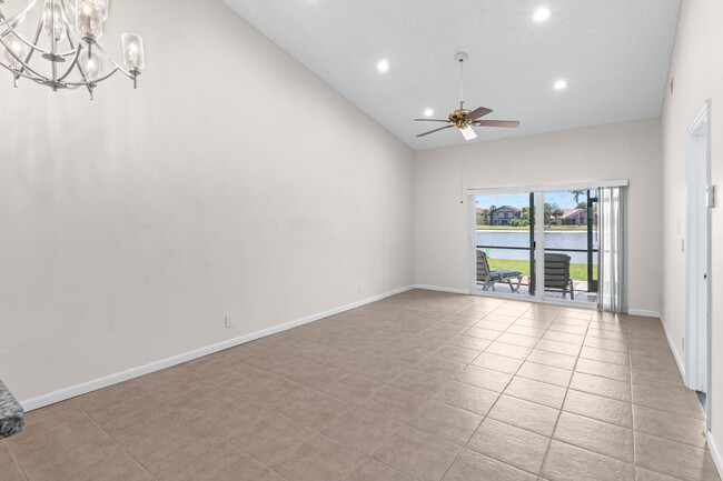 Building Photo - 12235 Forest Greens Dr