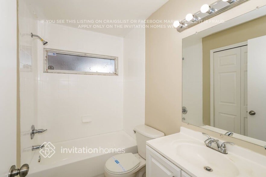 Building Photo - 1214 Blufield Ave