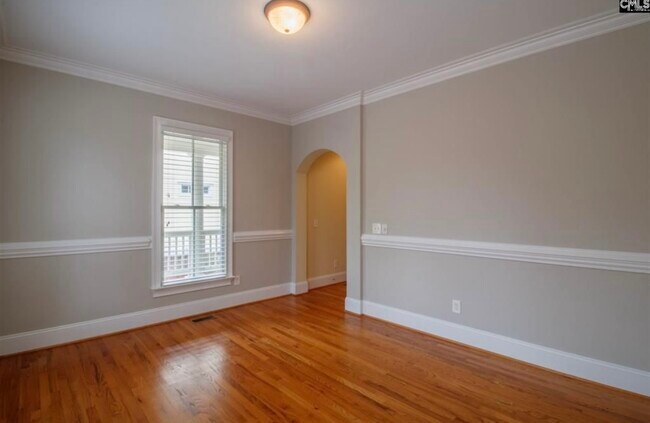 Building Photo - 332 Highland Point Dr