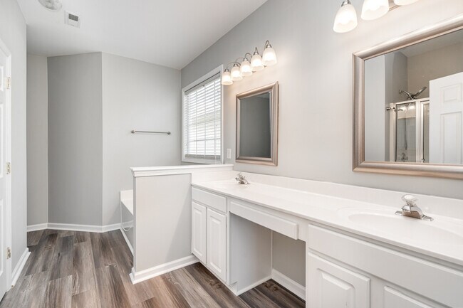 Building Photo - 251 Tradition Way