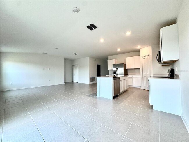 Building Photo - 3476 Chinotto Dr