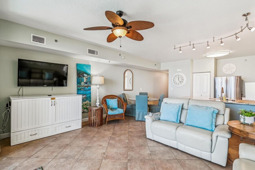 Building Photo - 104 Gulfside Ct