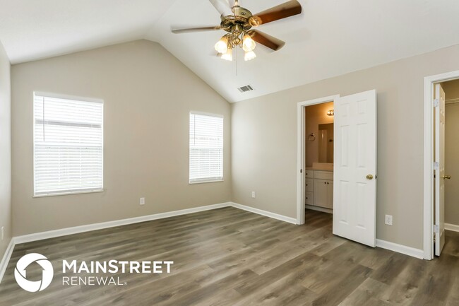 Building Photo - 4725 Klondike Cir