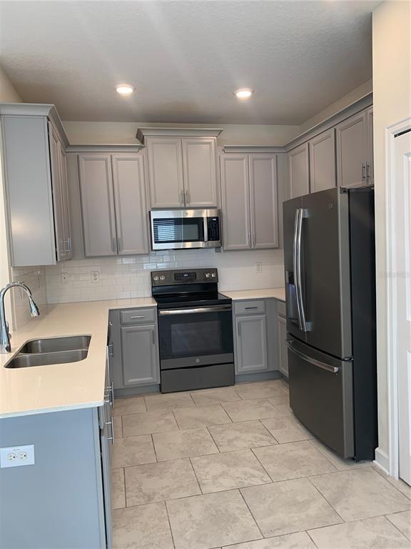 Building Photo - 1230 Sandwedge St