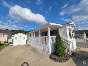 Building Photo - 21 Strollers Ln