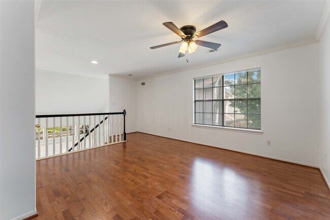 Building Photo - 5614 Whisper Ridge Dr