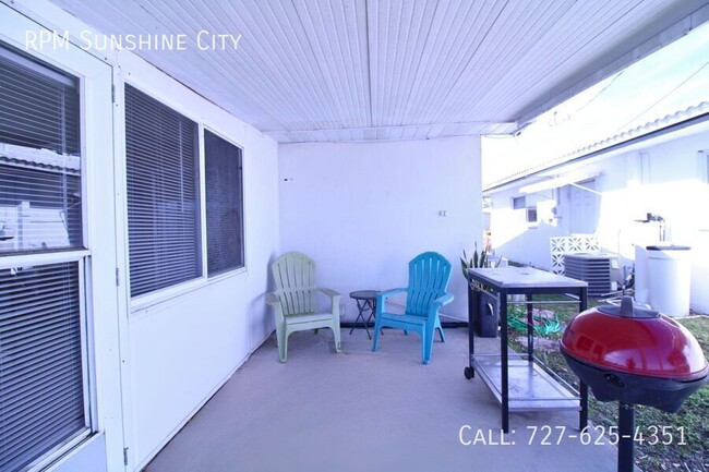 Building Photo - Charming Unfurnished 2-Bedroom Home in 55+...