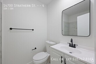 Building Photo - 14700 Strathern St