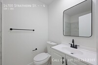 Building Photo - 14700 Strathern St