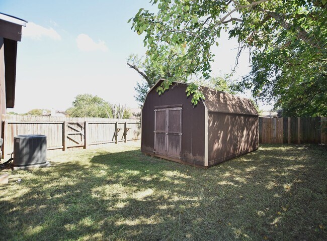 Building Photo - Cozy Brushy Creek 1 story - Cul-de-sac Lot