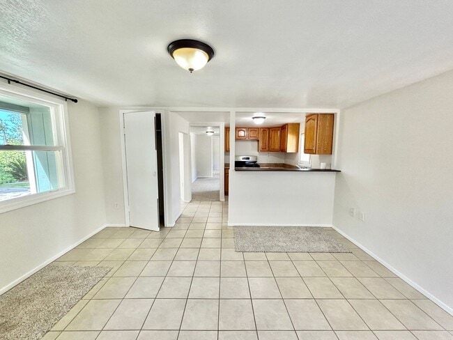 Building Photo - Charming Cottage Retreat – 1 Bed / 1 Bath ...