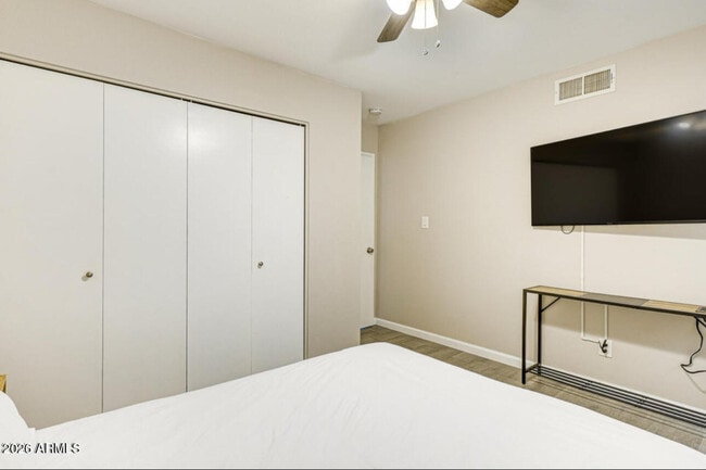 Building Photo - 14236 N 23rd St