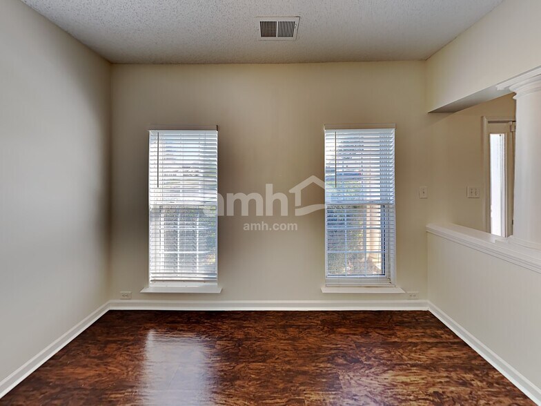 Building Photo - 14842 Jerpoint Abby Dr