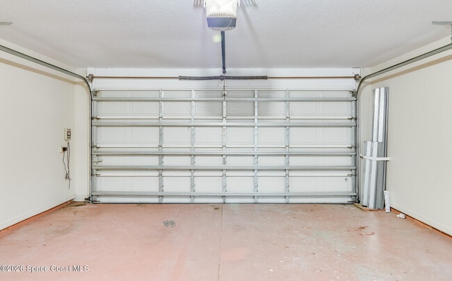 Building Photo - 3473 Horse Creek Cir