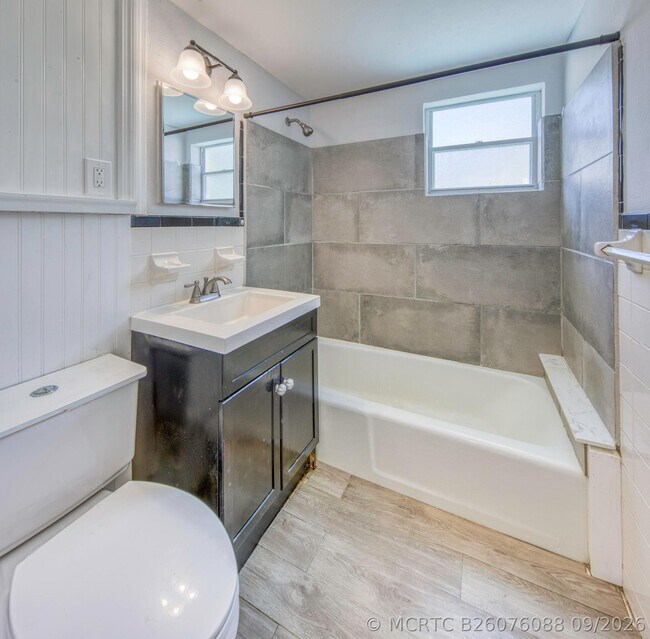 Building Photo - 216 Ocean Breeze