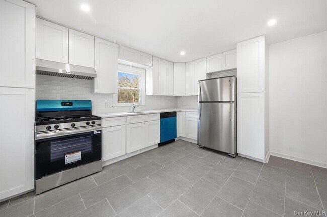 Building Photo - 152 Harrison Ave