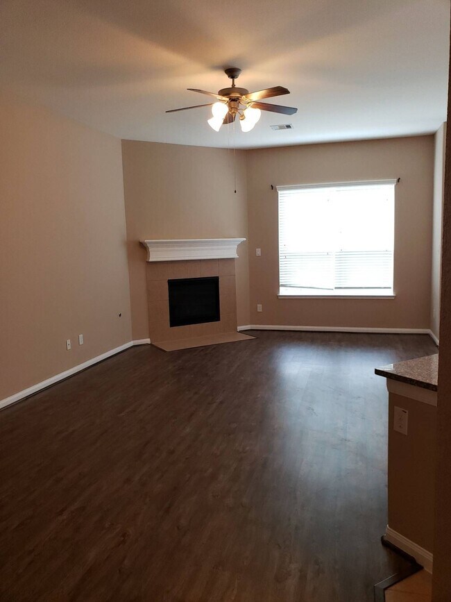 Building Photo - 26707 Gladestone Ridge Ct