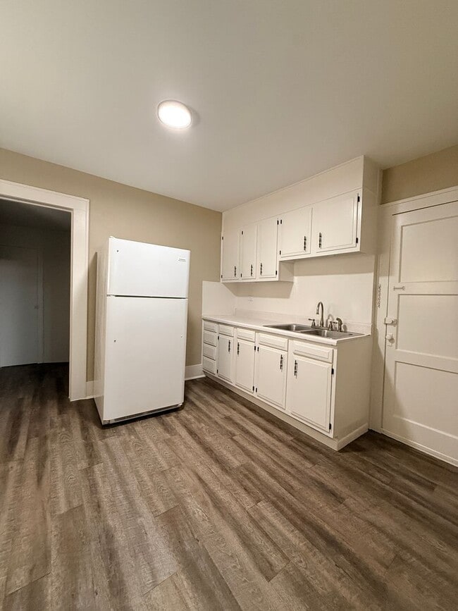 Building Photo - 1710 Fillmore St