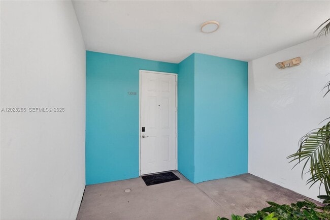 Building Photo - 652 NE 63rd St