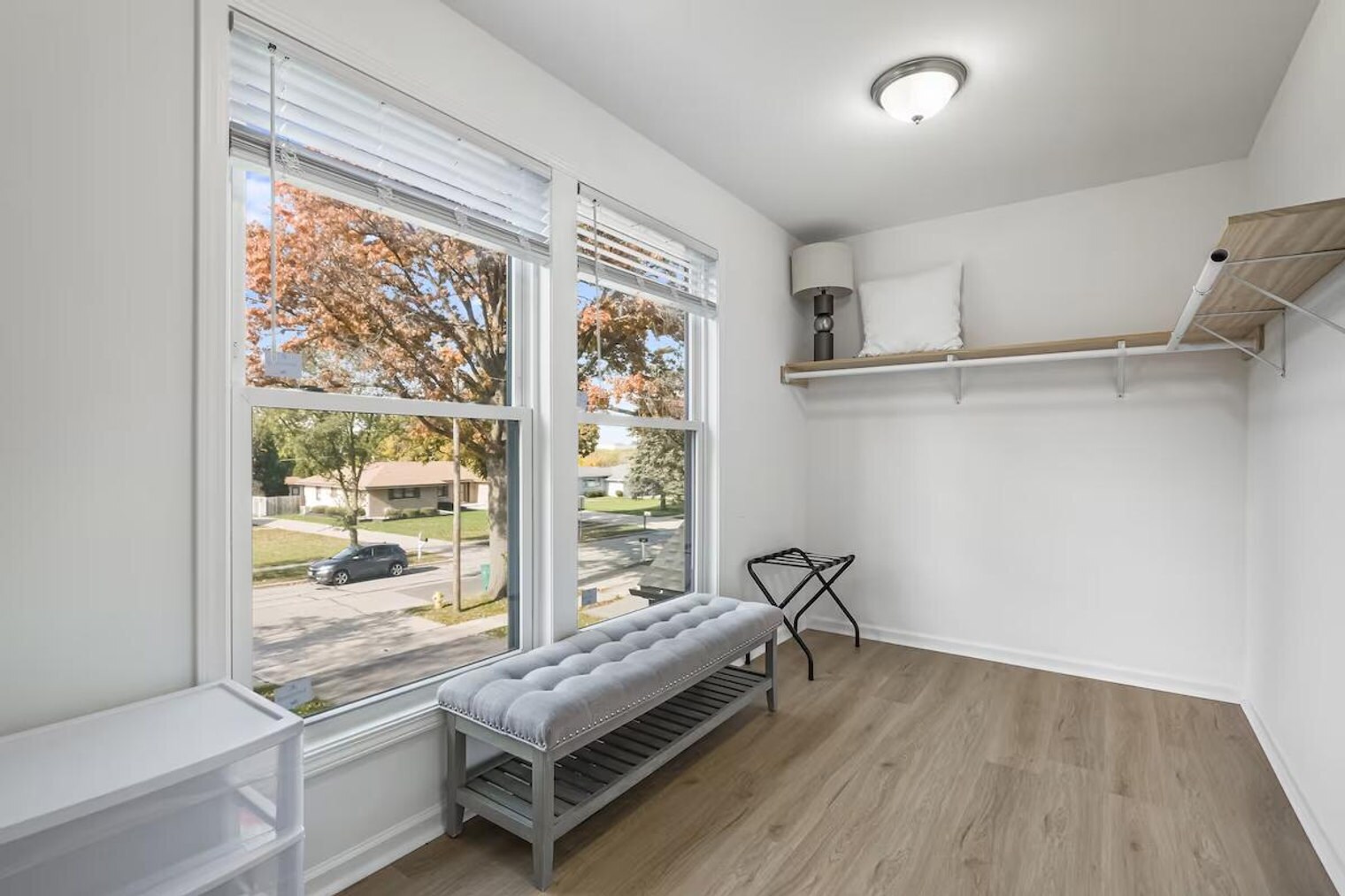 Building Photo - 705 N Garfield St