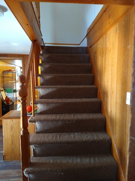 Building Photo - 76 Aspen St