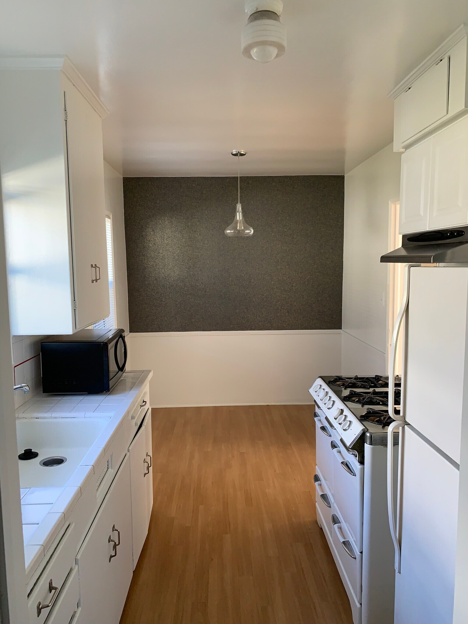 Kitchen and Dining Area - 1044 Ocean Park Blvd