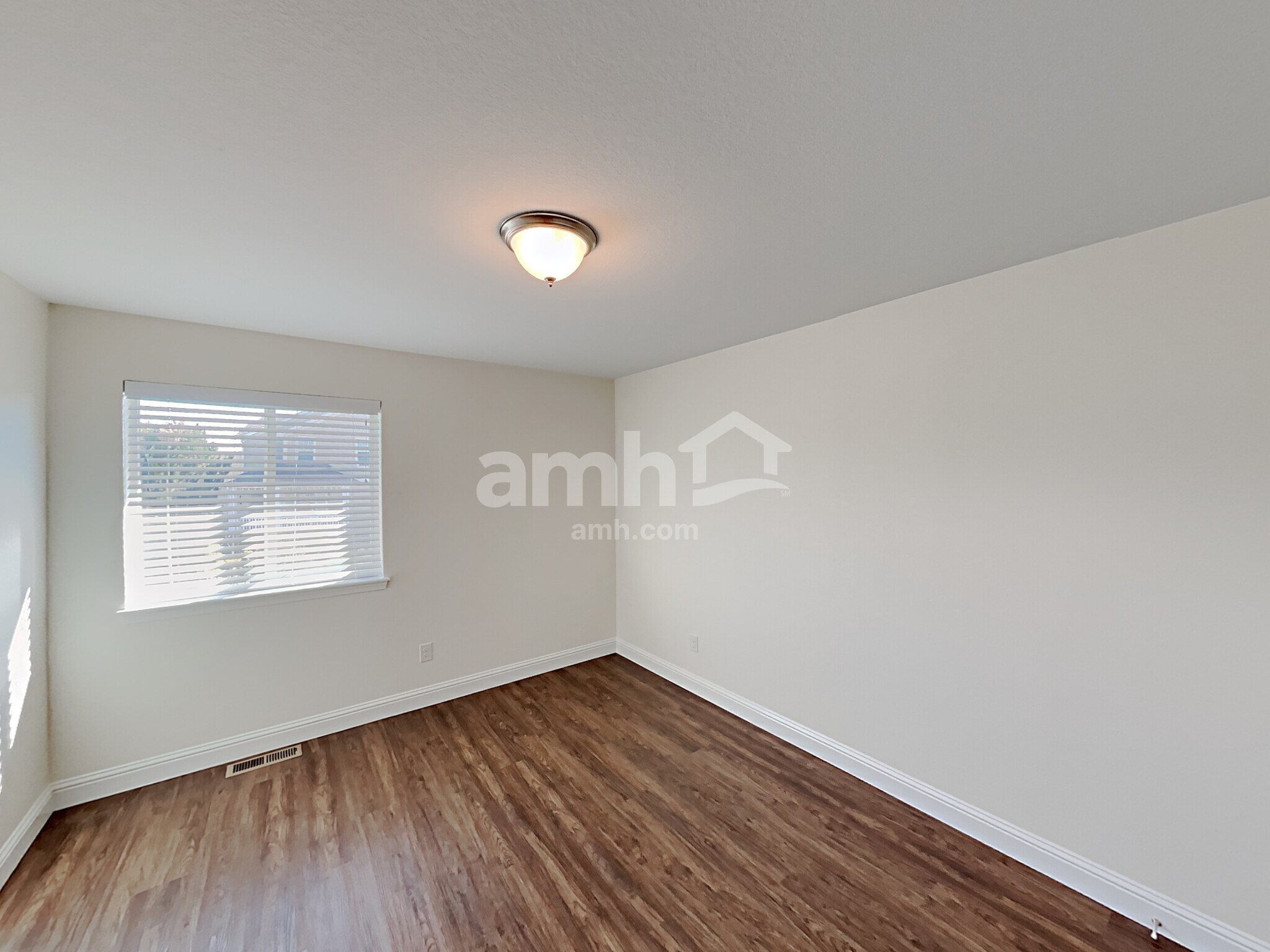 Building Photo - 12749 Ventana St