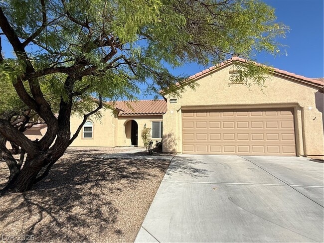 Building Photo - 2240 Shadow Canyon Dr