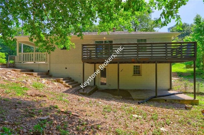 Building Photo - 2577 Graywall St