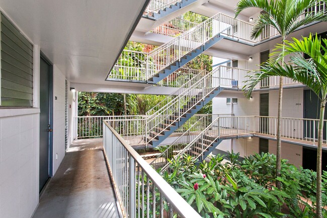 Building Photo - Cathedral Pt Mililani-Spacious 1 Bedroom, ...