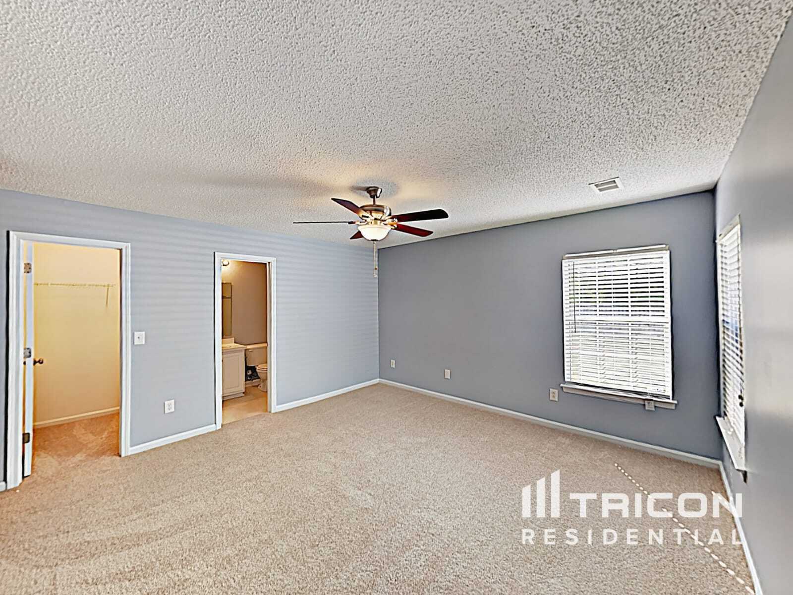 Building Photo - 156 Springway Dr