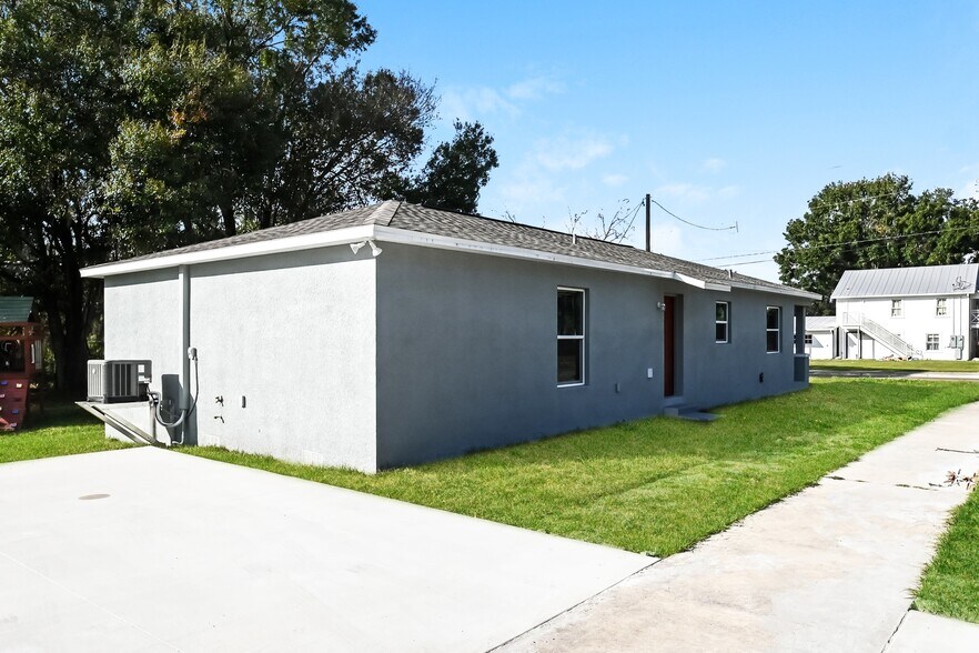 Building Photo - 917 E Laura St
