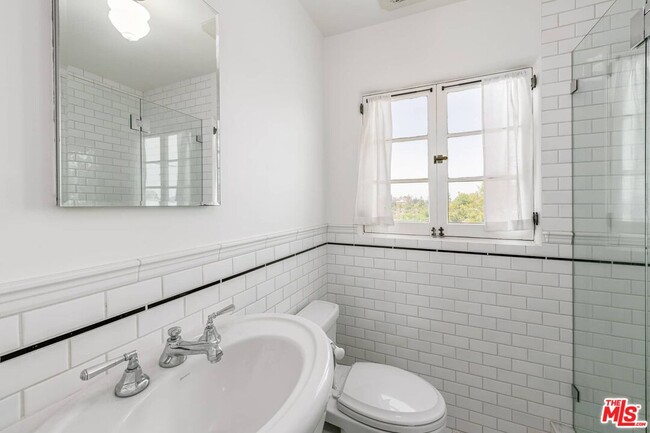 Building Photo - 1539 Ensley Ave