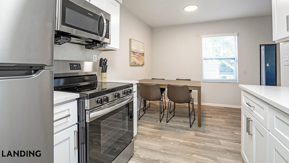 Building Photo - 612 Bass Ct