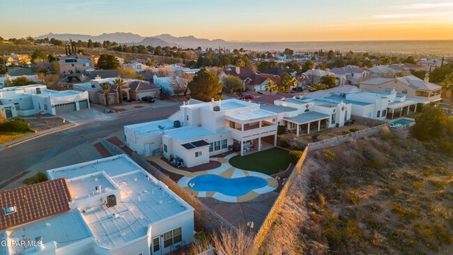 Building Photo - 6205 La Posta Dr
