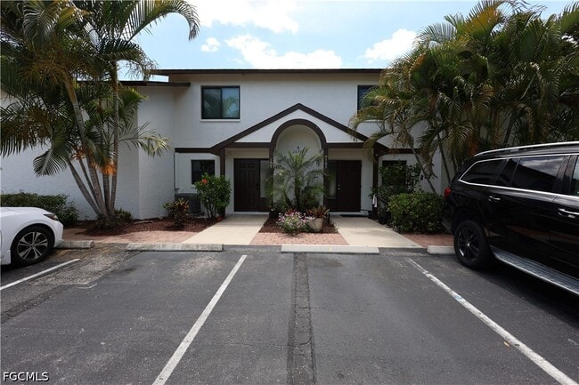 Building Photo - 26510 Southern Pines Dr