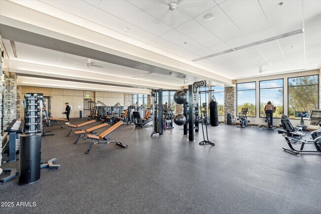 Building Photo - 9250 E Via De Vaquero Dr