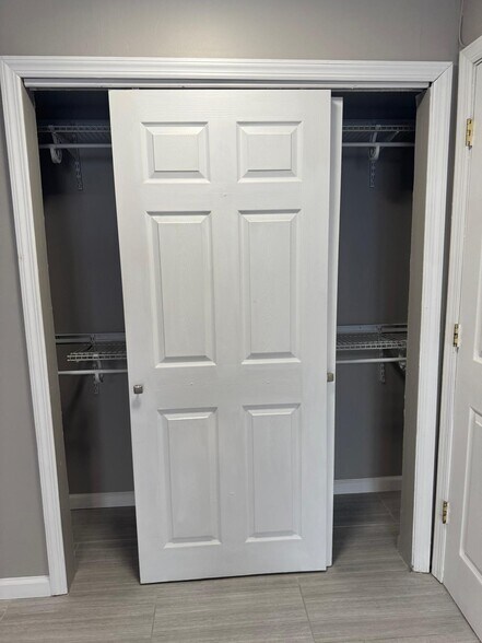 Building Photo - 173 Beach 96th St