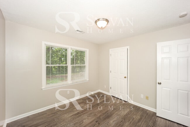 Building Photo - 2637 Welcome Rd