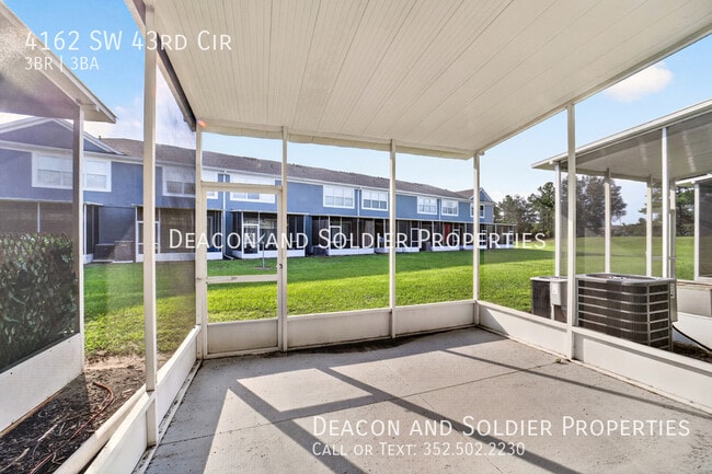 Building Photo - 4162 SW 43rd Cir