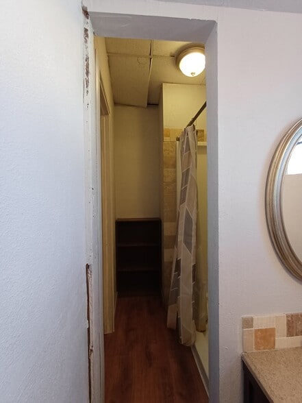 Building Photo - 5321 W Emerald St