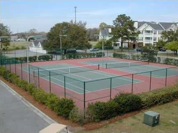 2 Tennis Courts - 45 Sycamore Ave