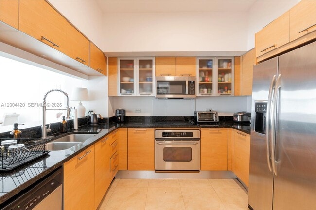 Building Photo - 31 SE 5th St