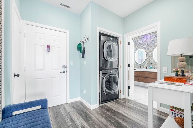 Building Photo - 26 Ave at Port Imperial