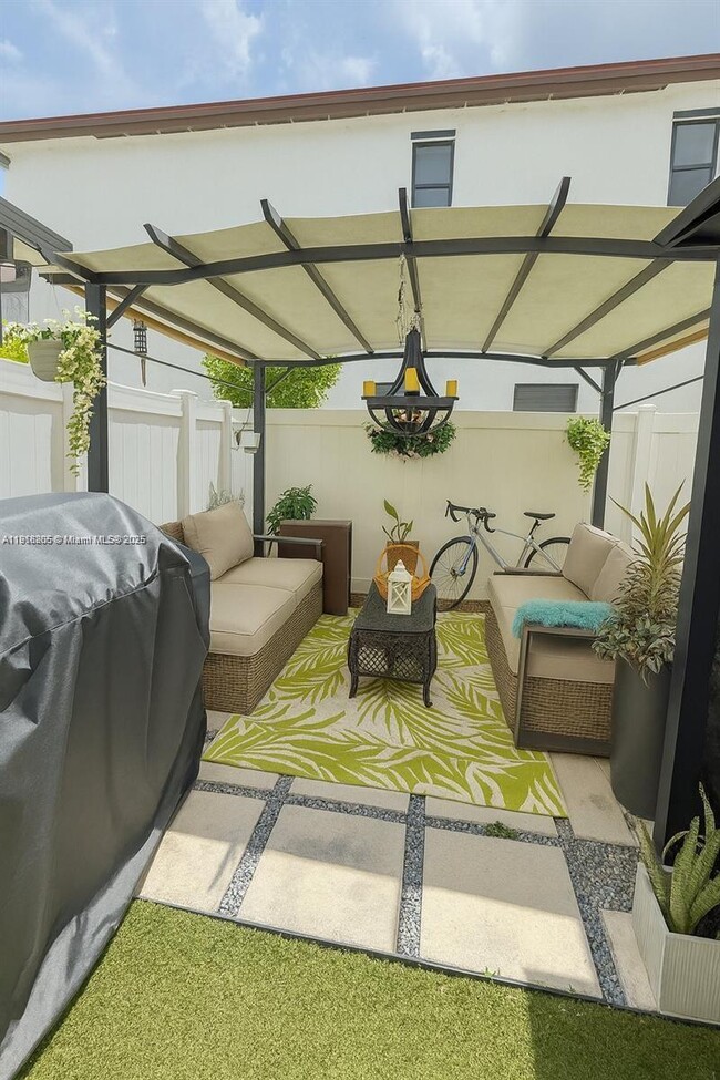 Building Photo - 3386 W 106th Terrace