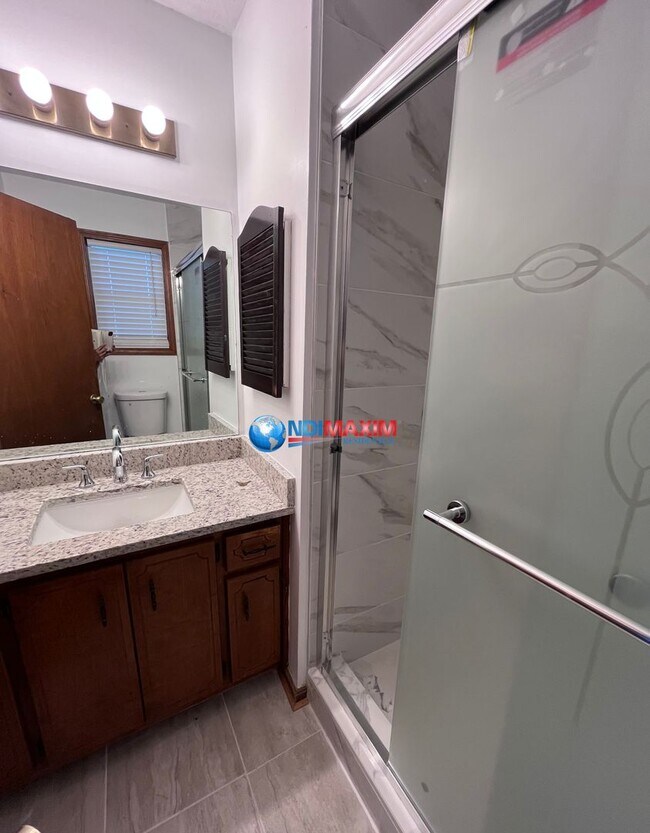 Building Photo - Renovated ranch in the SPRAYBERRY cluster ...