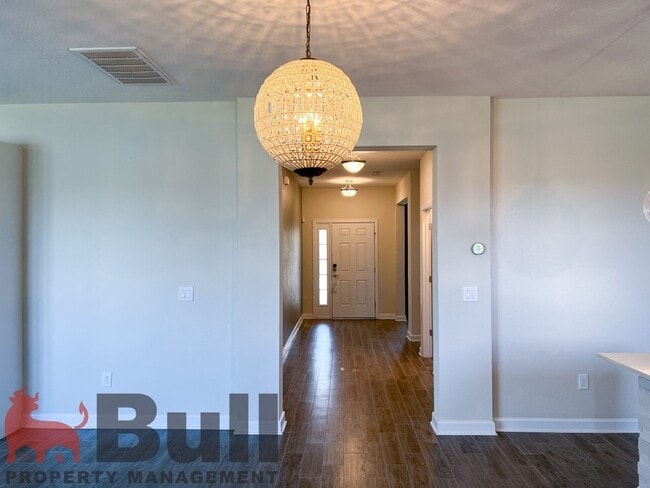 Building Photo - 10881 Longleaf Woods Dr