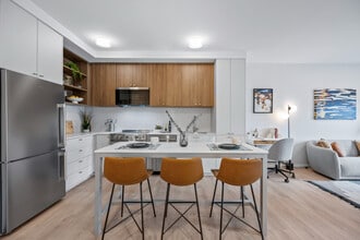 Building Photo - Center & Stone