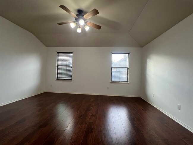 Building Photo - 9504 Castle Pines Dr